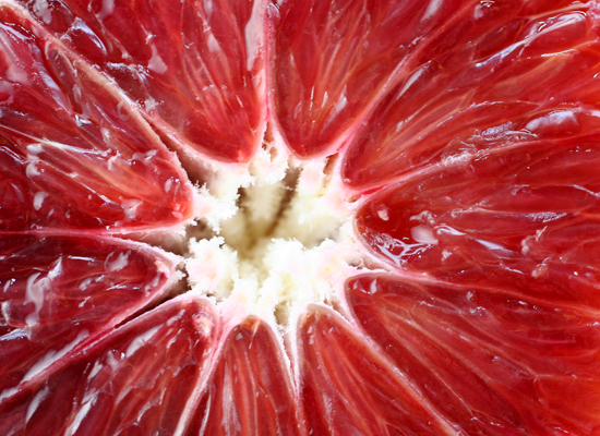 Em ý có màu đỏ thẫm như máu thế này!